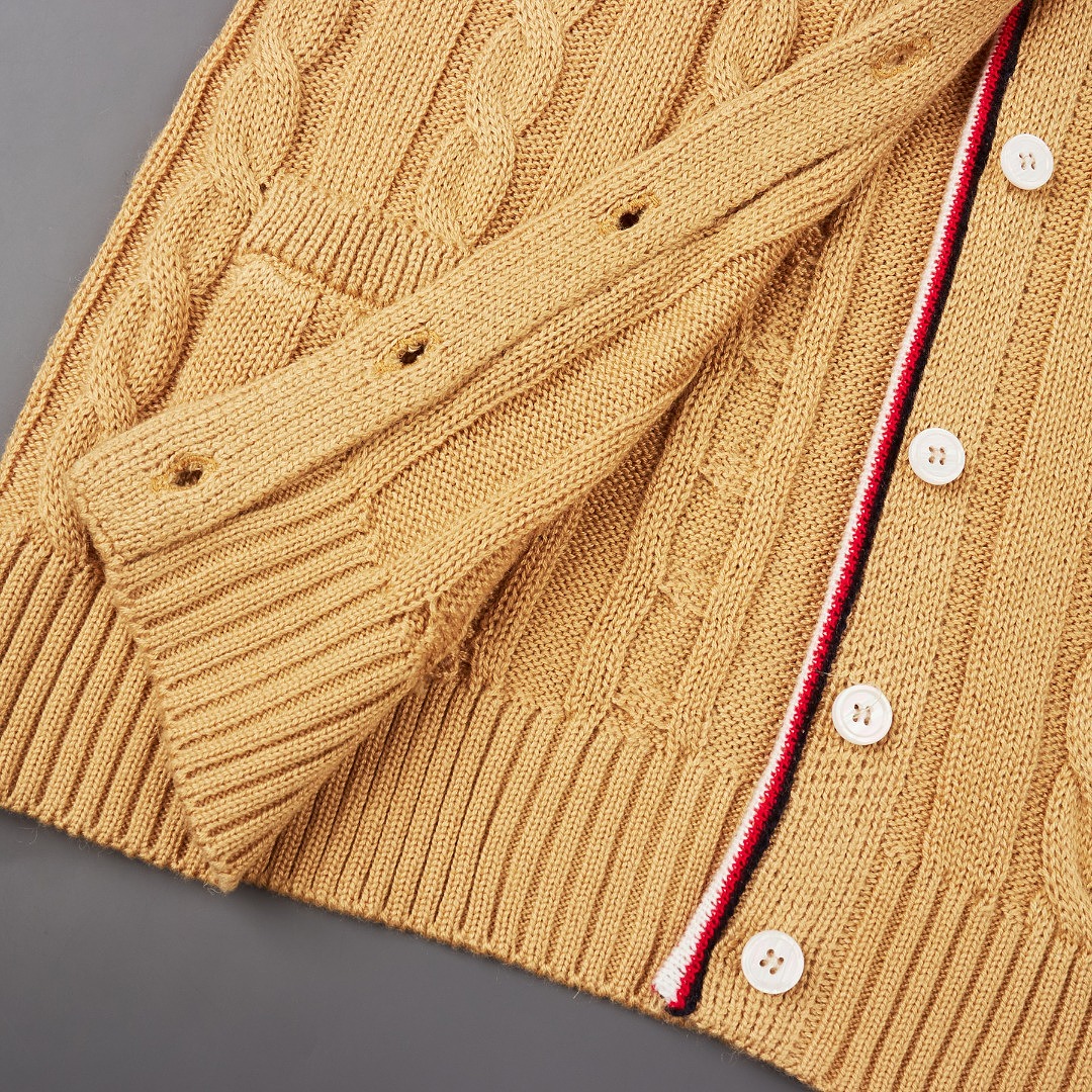 Tommy Hilfiger Cable Knit Cardigan · A3404 — תמונה 13