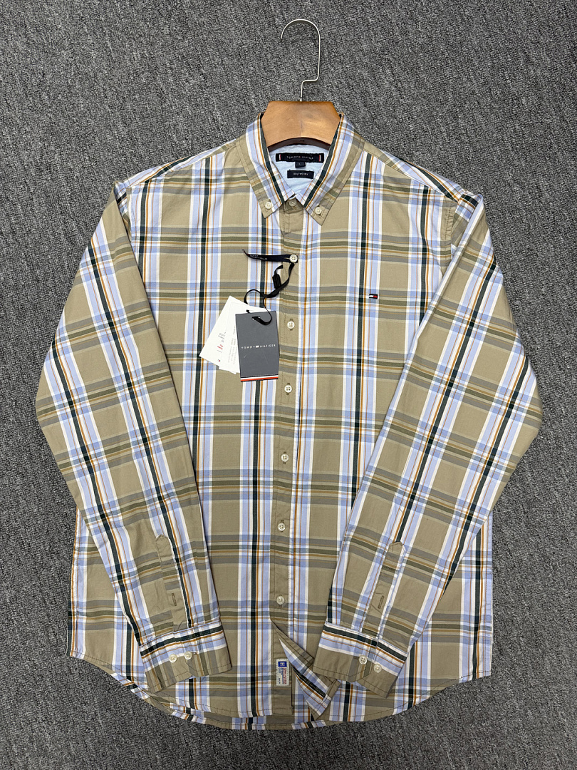 Tommy Hilfiger — חולצה מכופתרת · A3372 — תמונה 20