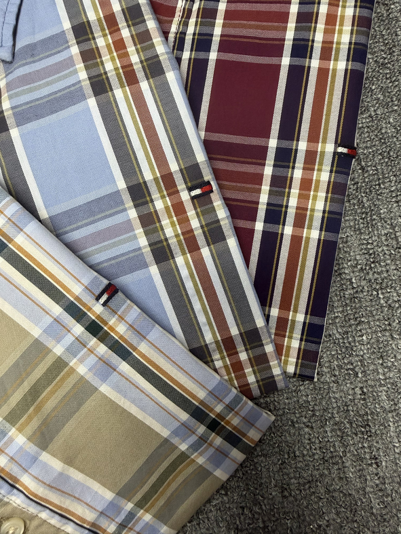 Tommy Hilfiger — חולצה מכופתרת · A3372 — תמונה 4