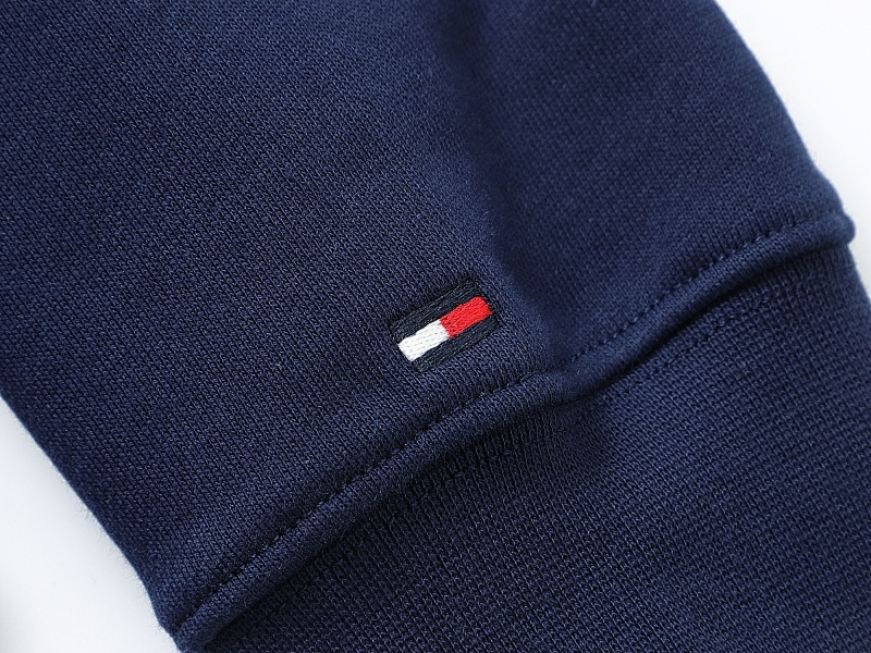 Tommy Hilfiger Crest Logo Fleece Sweatshirt · A2738 — תמונה 5