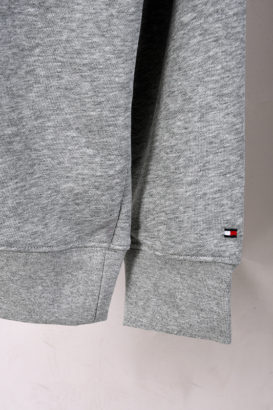 Tommy Hilfiger Embroidered Crest Sweatshirt · A3303 — תמונה 104