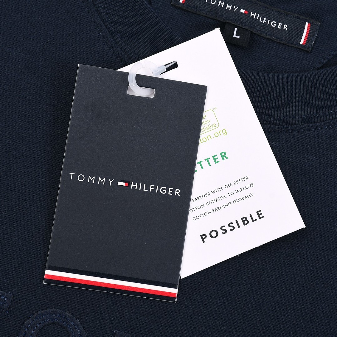 Tommy Hilfiger Oversized Luxe Serif NY Tee · A3096 — תמונה 34