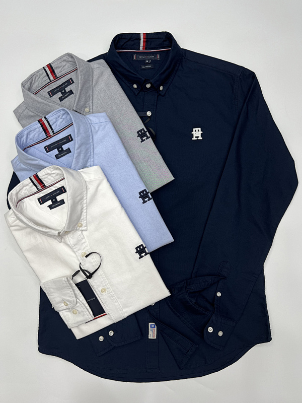 Tommy Hilfiger Regular Fit Oxford Shirt · A2306