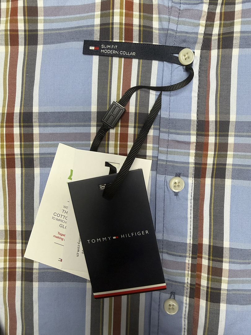 Tommy Hilfiger — חולצה מכופתרת · A3372 — תמונה 11