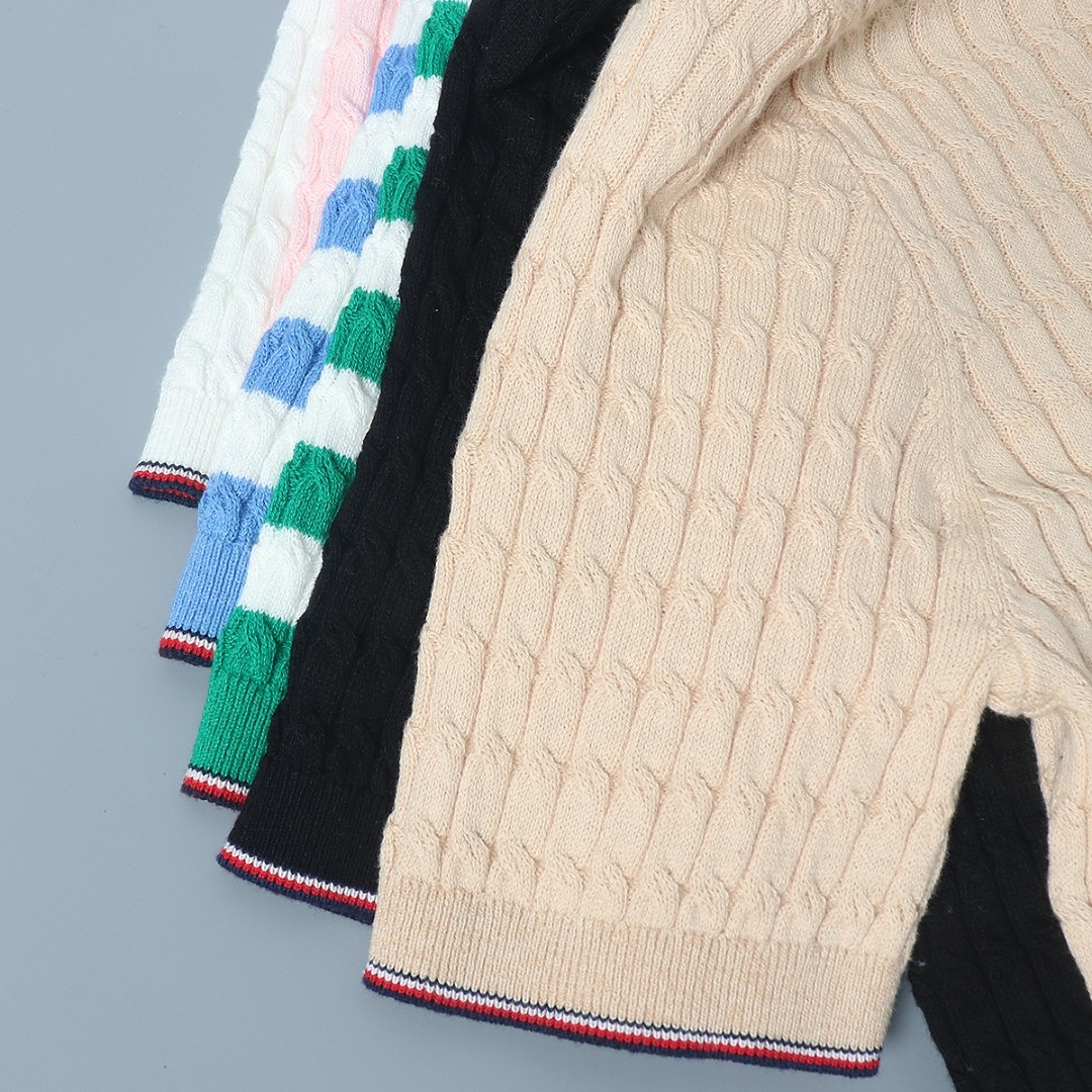 Tommy Hilfiger Short-Sleeve Cable Knit Sweater · A3321 — תמונה 9