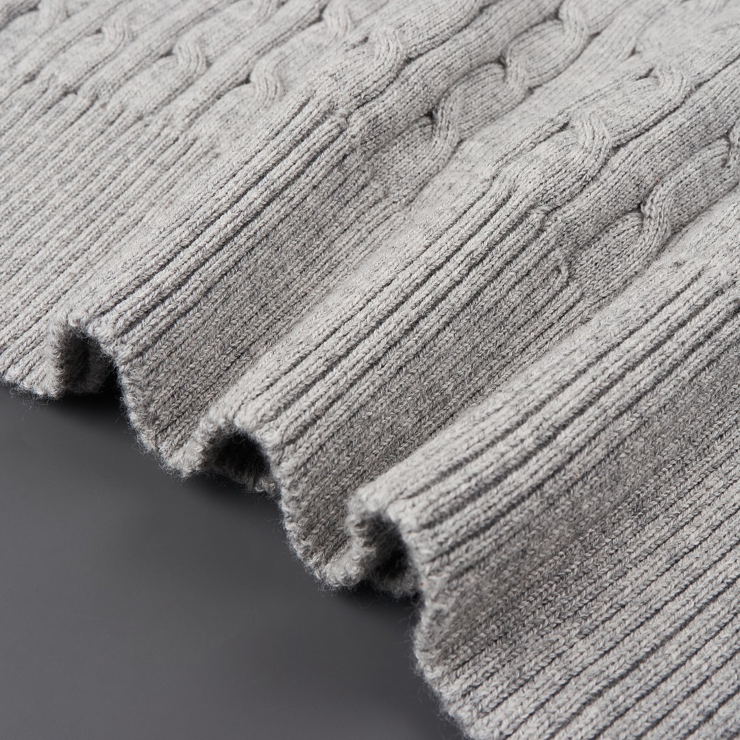 Tommy Hilfiger Cable Knit Crewneck Sweater · A3423 — תמונה 9