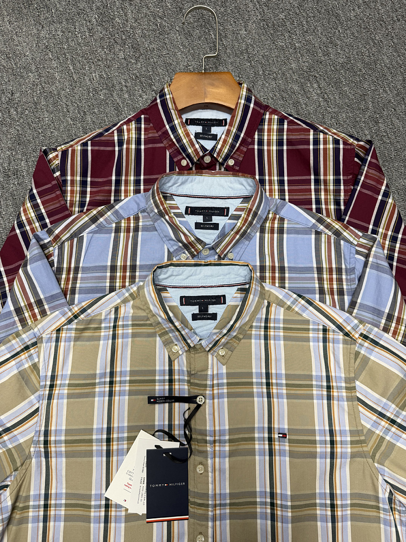 Tommy Hilfiger — חולצה מכופתרת · A3372 — תמונה 17