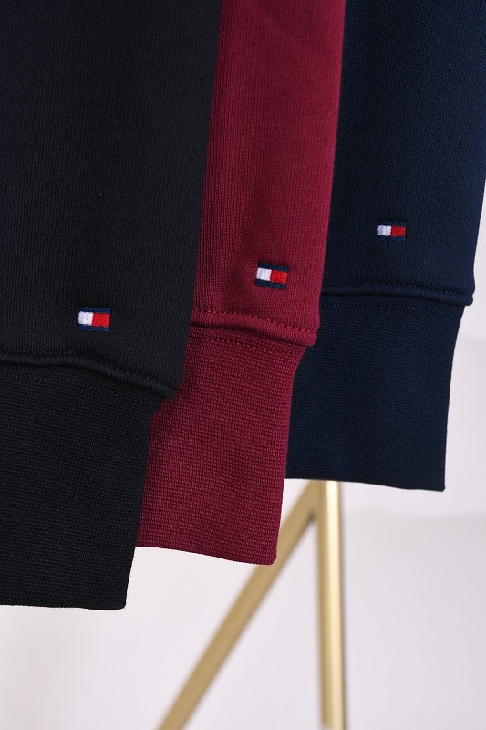 Tommy Hilfiger Embroidered Crest Sweatshirt · A3303 — תמונה 92
