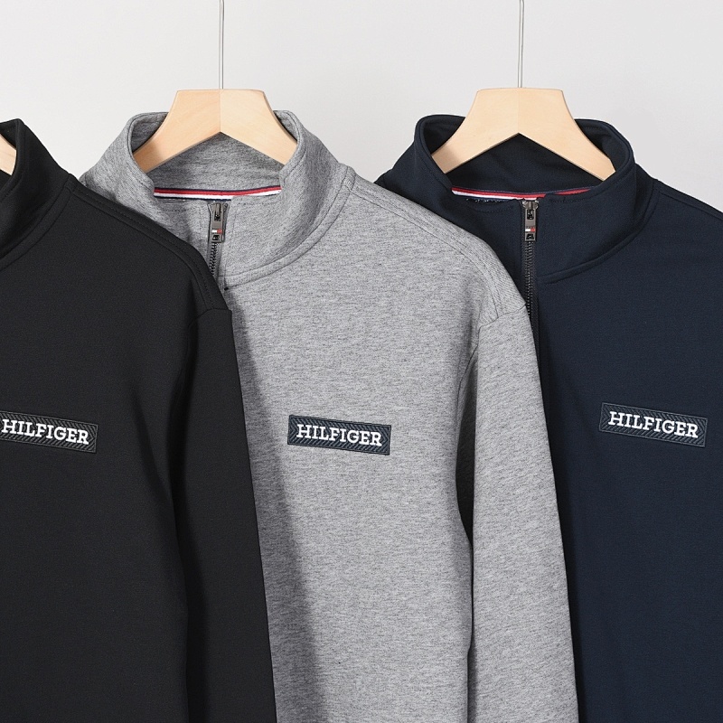Tommy Hilfiger Tommy Badge Quarter-Zip · A2600 — תמונה 15