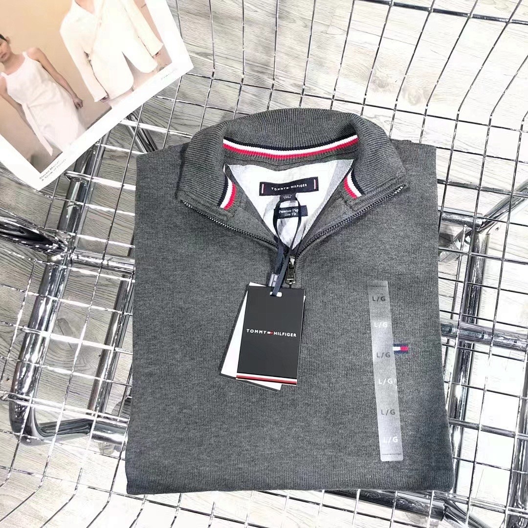 Tommy Hilfiger Classic Quarter-Zip Sweater · A1675 — תמונה 17