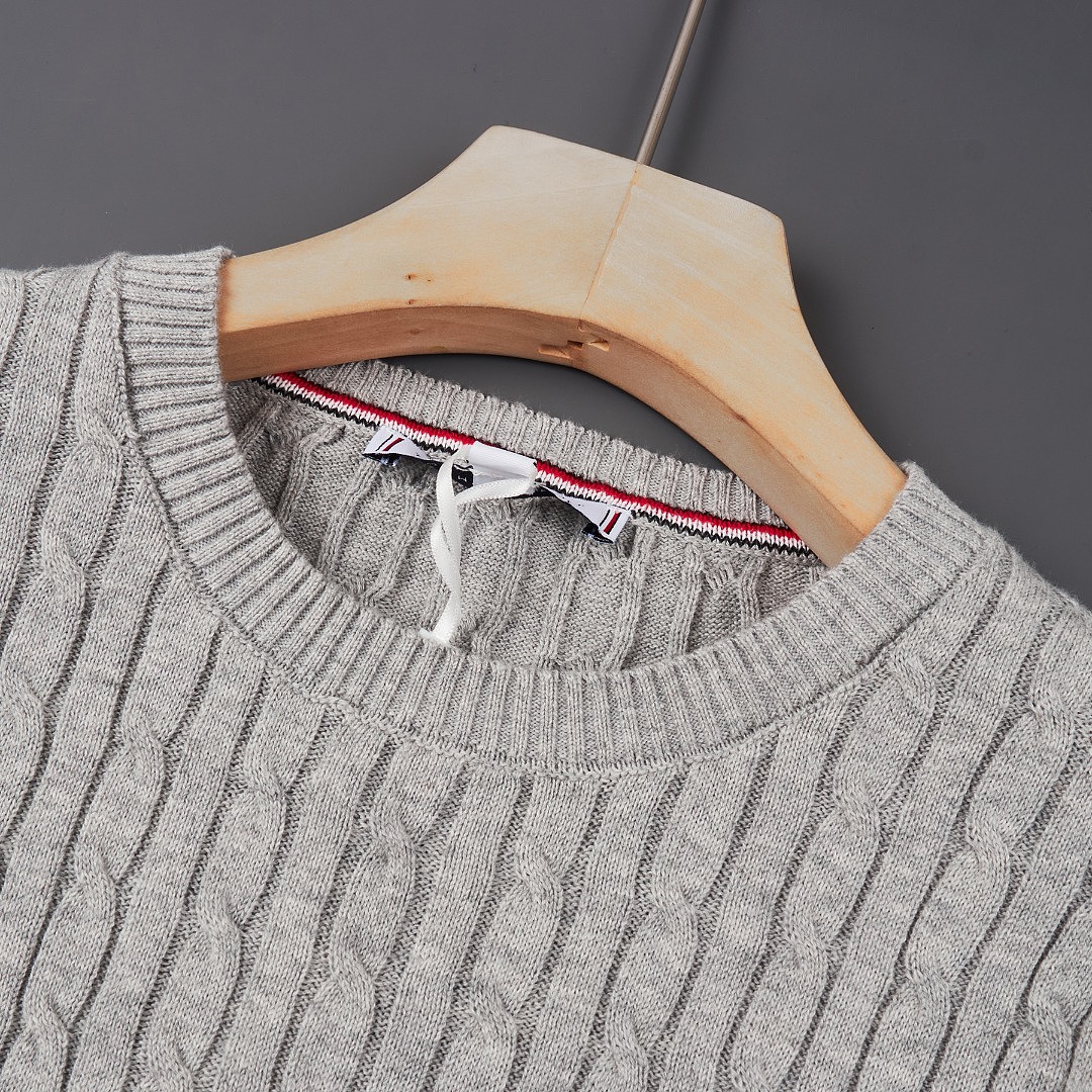 Tommy Hilfiger Cable Knit Crewneck Sweater · A3423 — תמונה 11