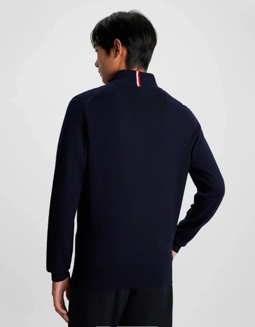 Tommy Hilfiger Classic Quarter-Zip Sweater · A2796 — תמונה 3