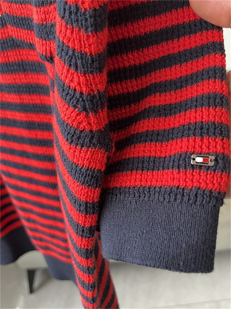 Tommy Hilfiger Gold-Button Striped Henley Sweater · A3281 — תמונה 8