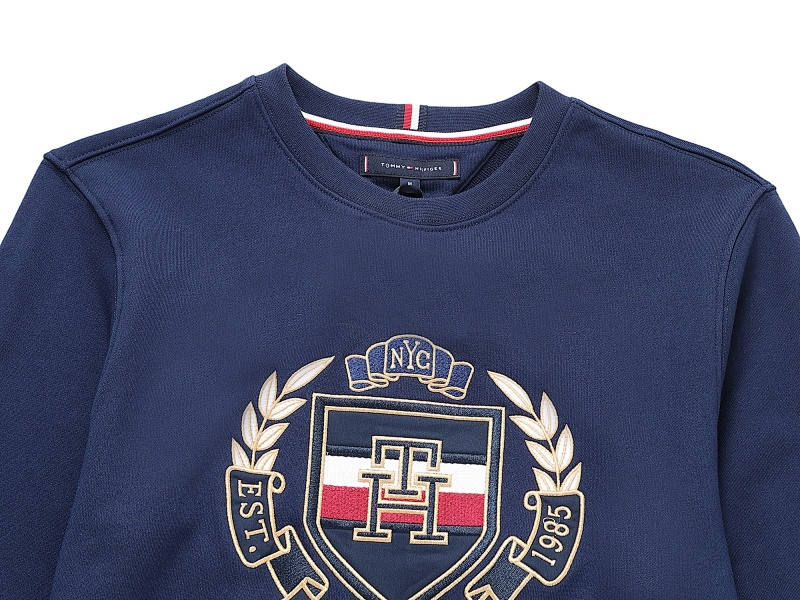 Tommy Hilfiger Crest Logo Fleece Sweatshirt · A2738 — תמונה 13