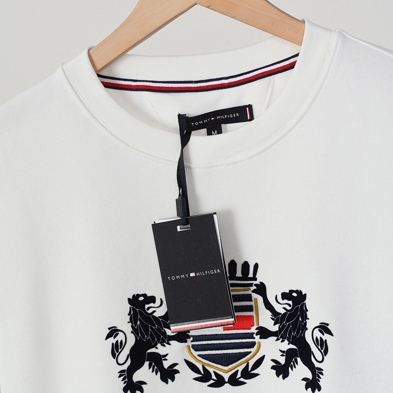 Tommy Hilfiger Tommy Logo Sweatshirt · A2553 — תמונה 35