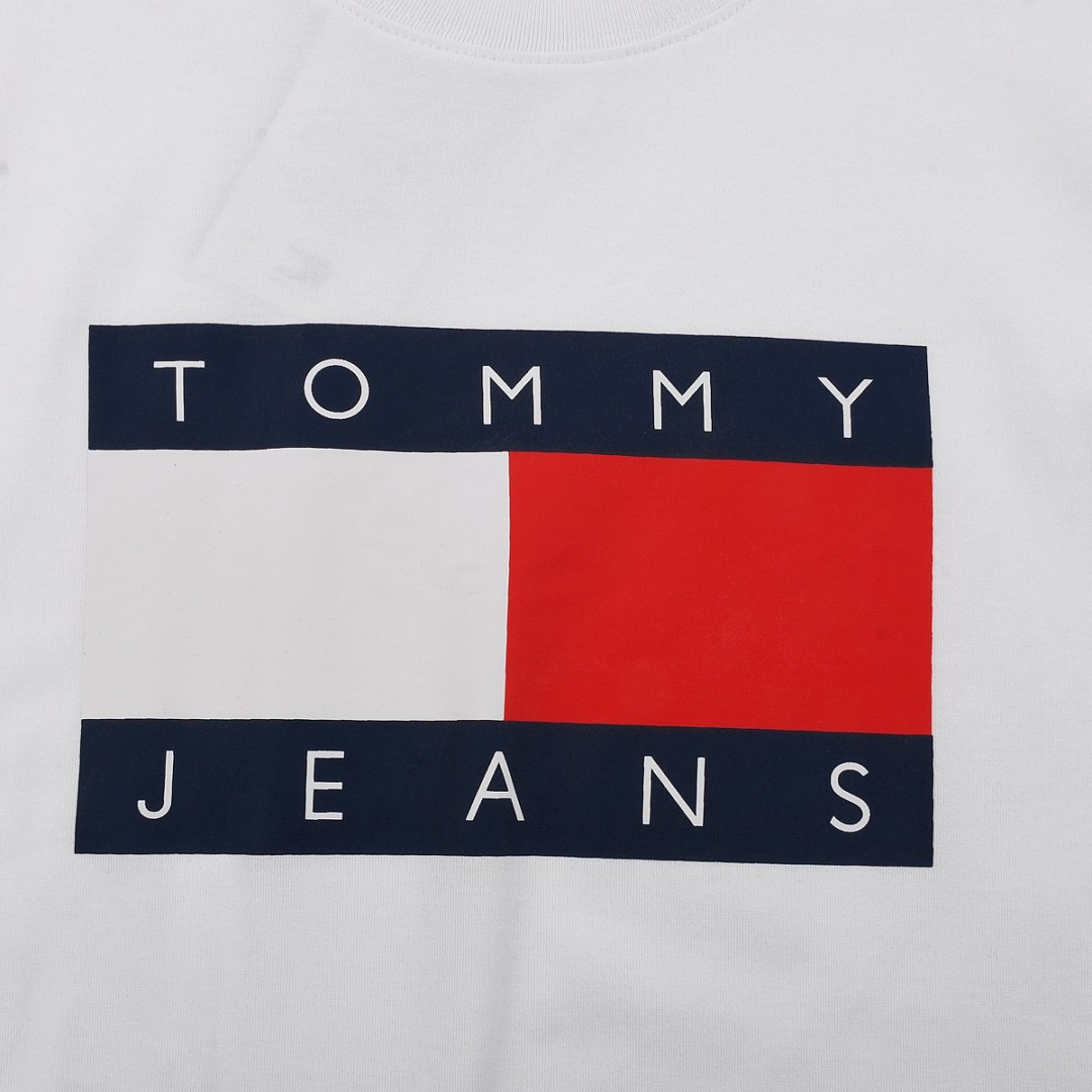Tommy Hilfiger Oversized Luxe Serif NY Tee · A3096 — תמונה 43