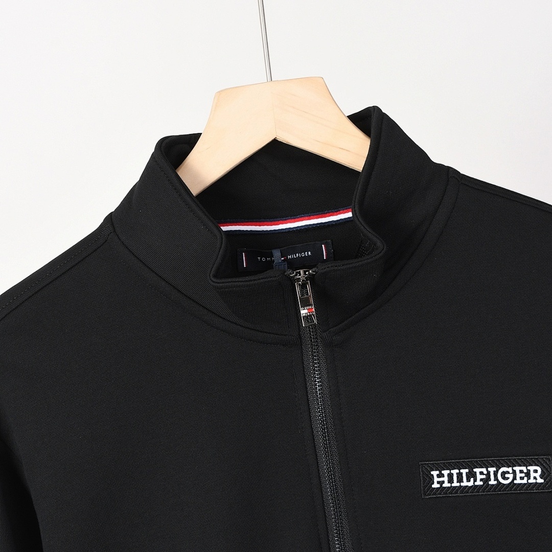 Tommy Hilfiger Tommy Badge Quarter-Zip · A2600 — תמונה 10