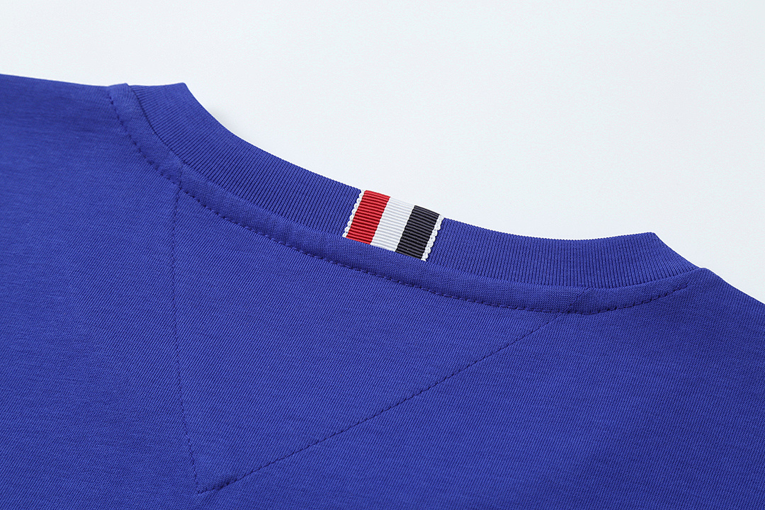 Tommy Hilfiger Embroidered Tommy Logo T-Shirt · A2192 — תמונה 30