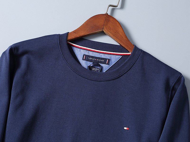 Tommy Hilfiger Essential Crewneck Sweatshirt · A917 — תמונה 67
