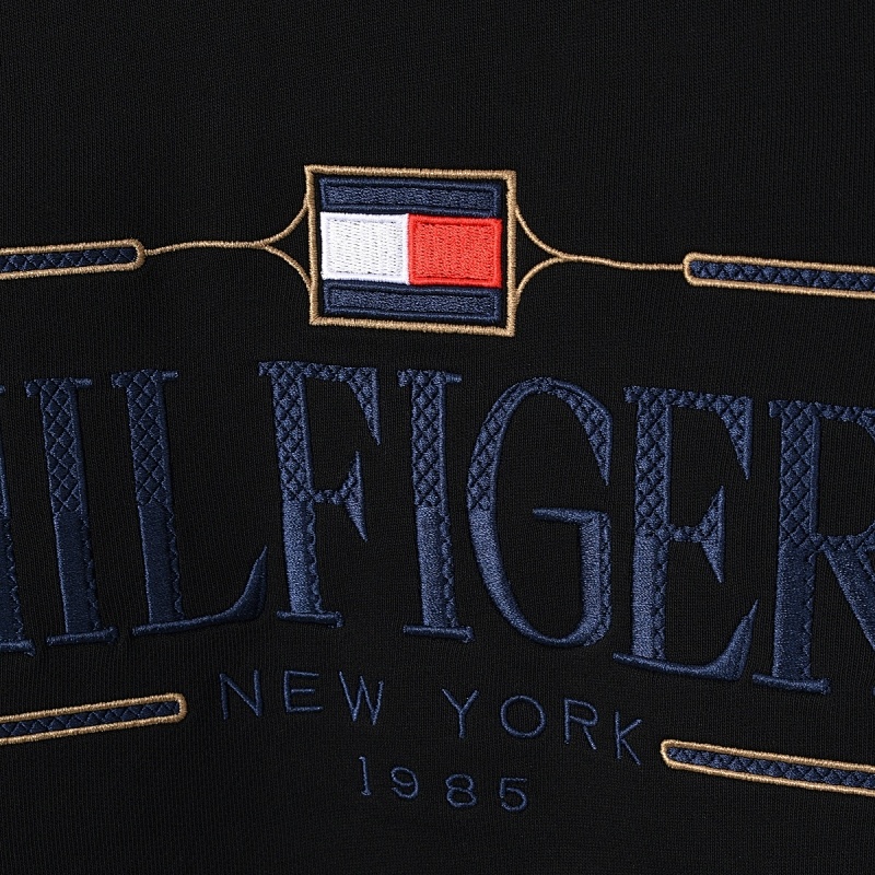 Tommy Hilfiger Tommy Logo Sweatshirt · A2553 — תמונה 49