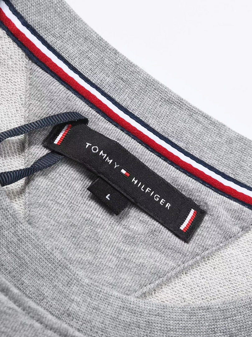 Tommy Hilfiger Tommy Logo Sweatshirt · A2086 — תמונה 14