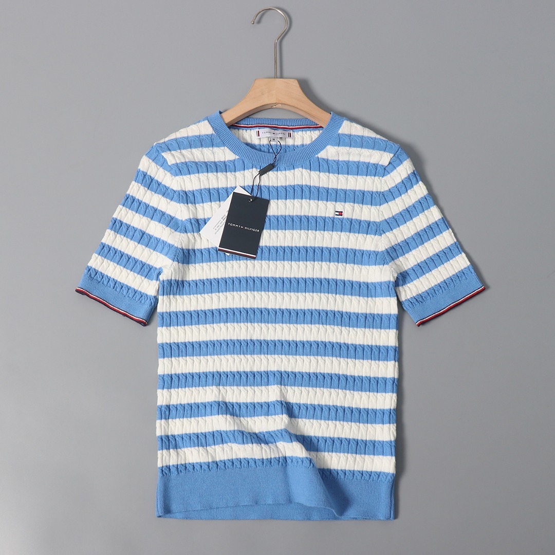 Tommy Hilfiger Short-Sleeve Cable Knit Sweater · A3321 — תמונה 17