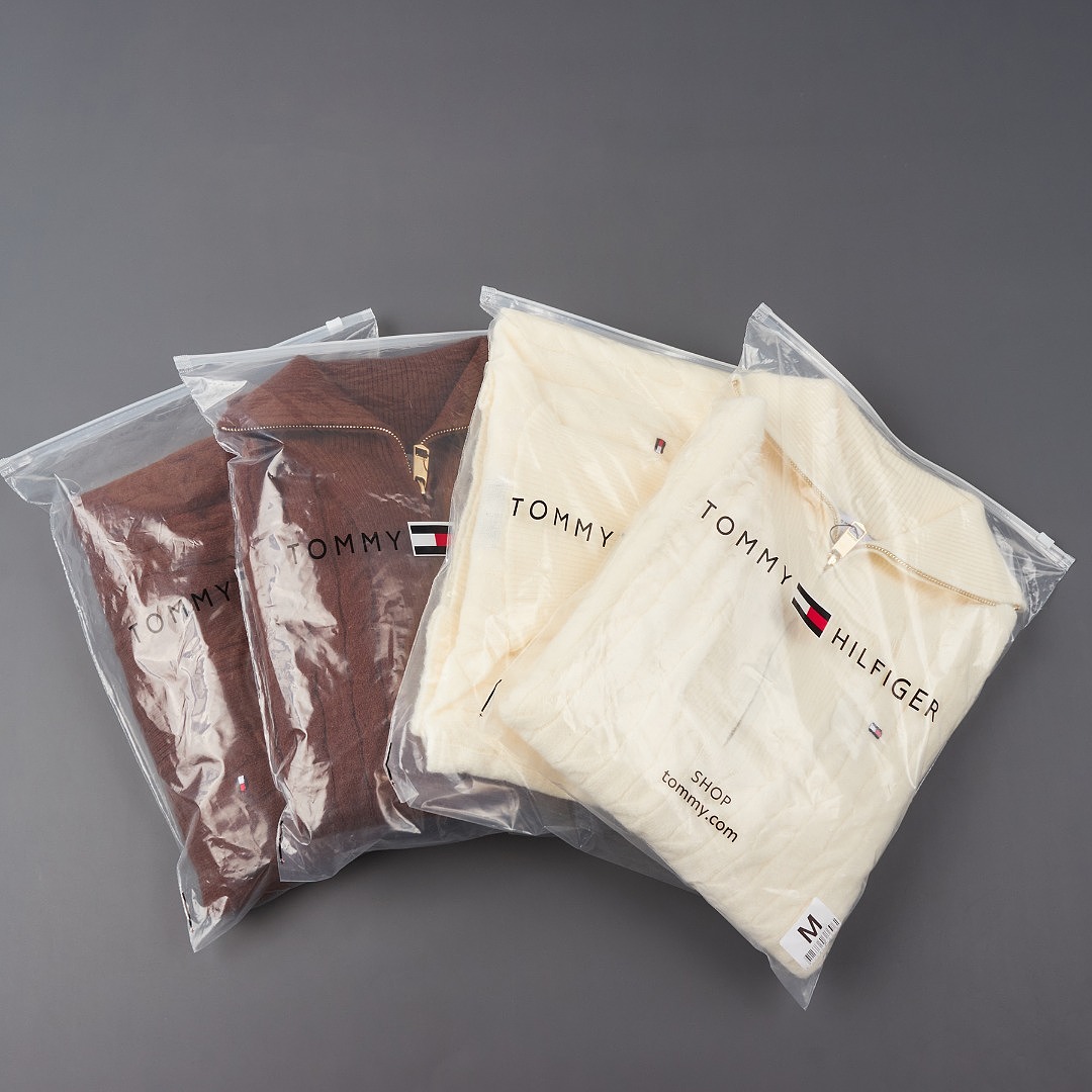 Tommy Hilfiger Cable Knit Quarter-Zip Sweater · A3455 — תמונה 10