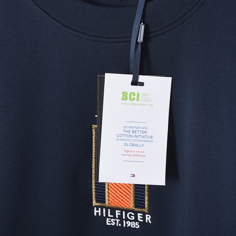 Tommy Hilfiger Flag Logo Sweatshirt · A2745 — תמונה 18