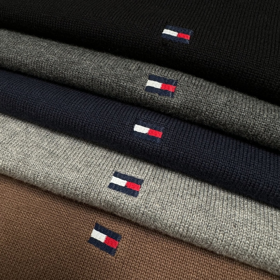 Tommy Hilfiger Classic Crewneck Sweater · A3385 — תמונה 5