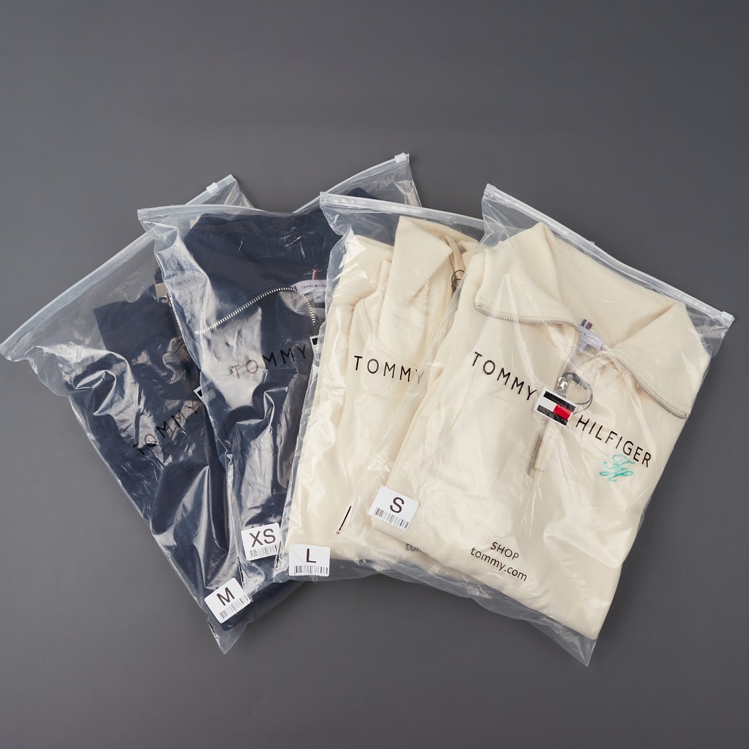 Tommy Hilfiger Logo Embroidery Terry Quarter-Zip Jumper · A3454 — תמונה 14