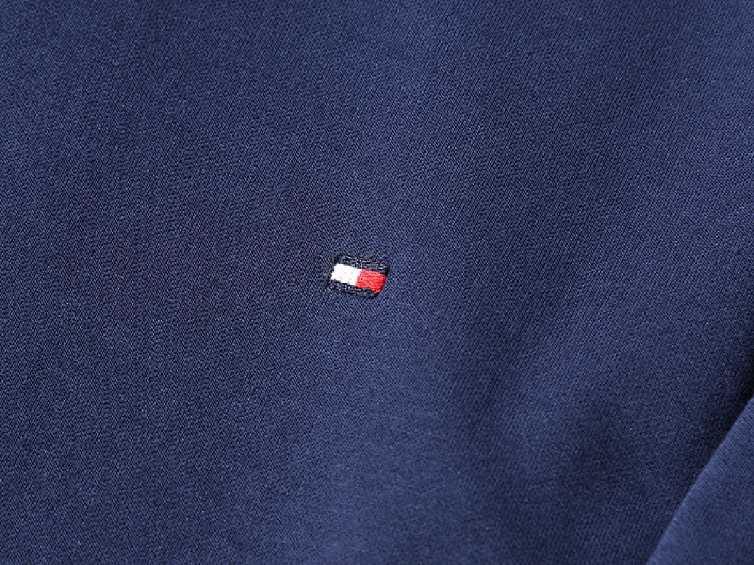 Tommy Hilfiger Essential Crewneck Sweatshirt · A917 — תמונה 64