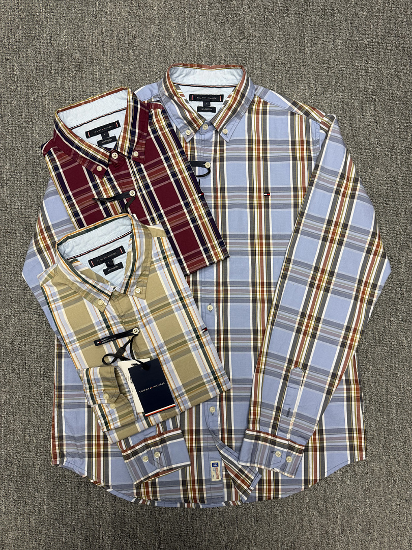 Tommy Hilfiger — חולצה מכופתרת · A3372