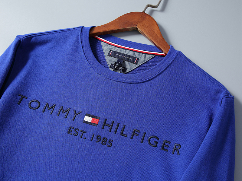 Tommy Hilfiger Essential Crewneck Sweatshirt · A917 — תמונה 53