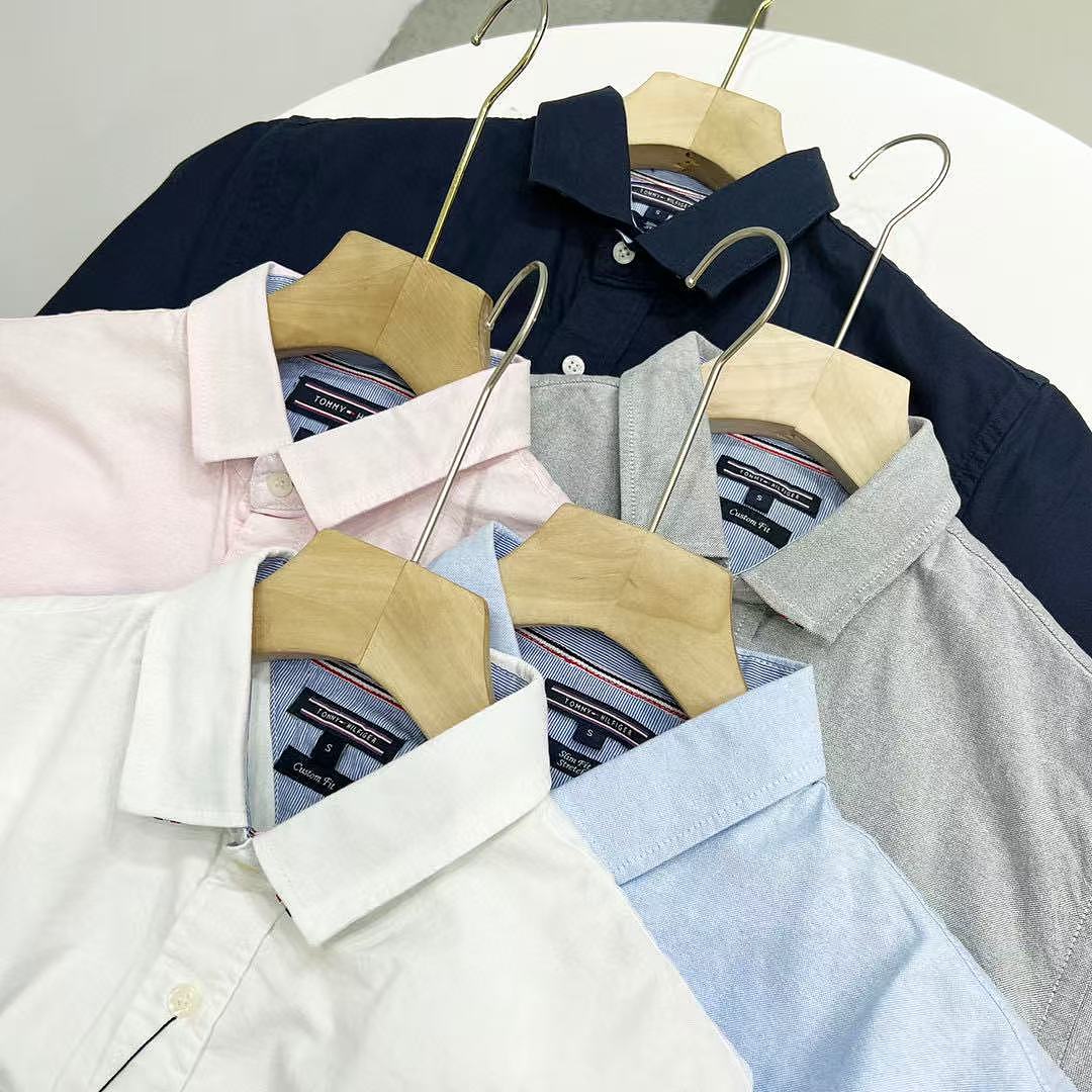 Tommy Hilfiger Regular Fit Short-Sleeve Oxford Shirt · A3202 — תמונה 11