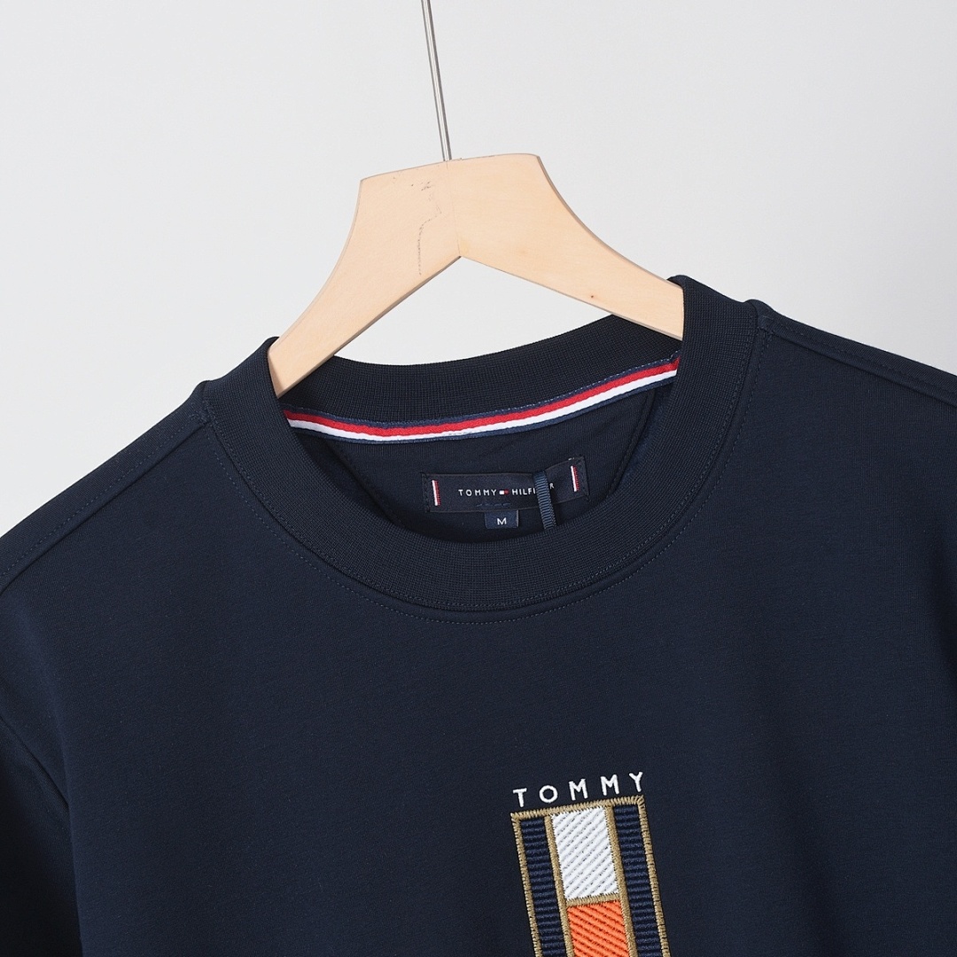 Tommy Hilfiger Flag Logo Sweatshirt · A2745 — תמונה 19