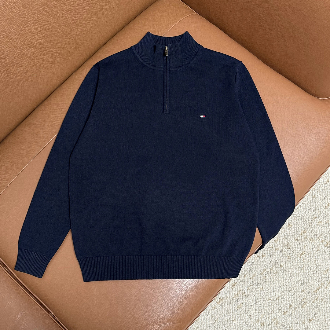 Tommy Hilfiger Classic Quarter-Zip Sweater · A3387 — תמונה 7