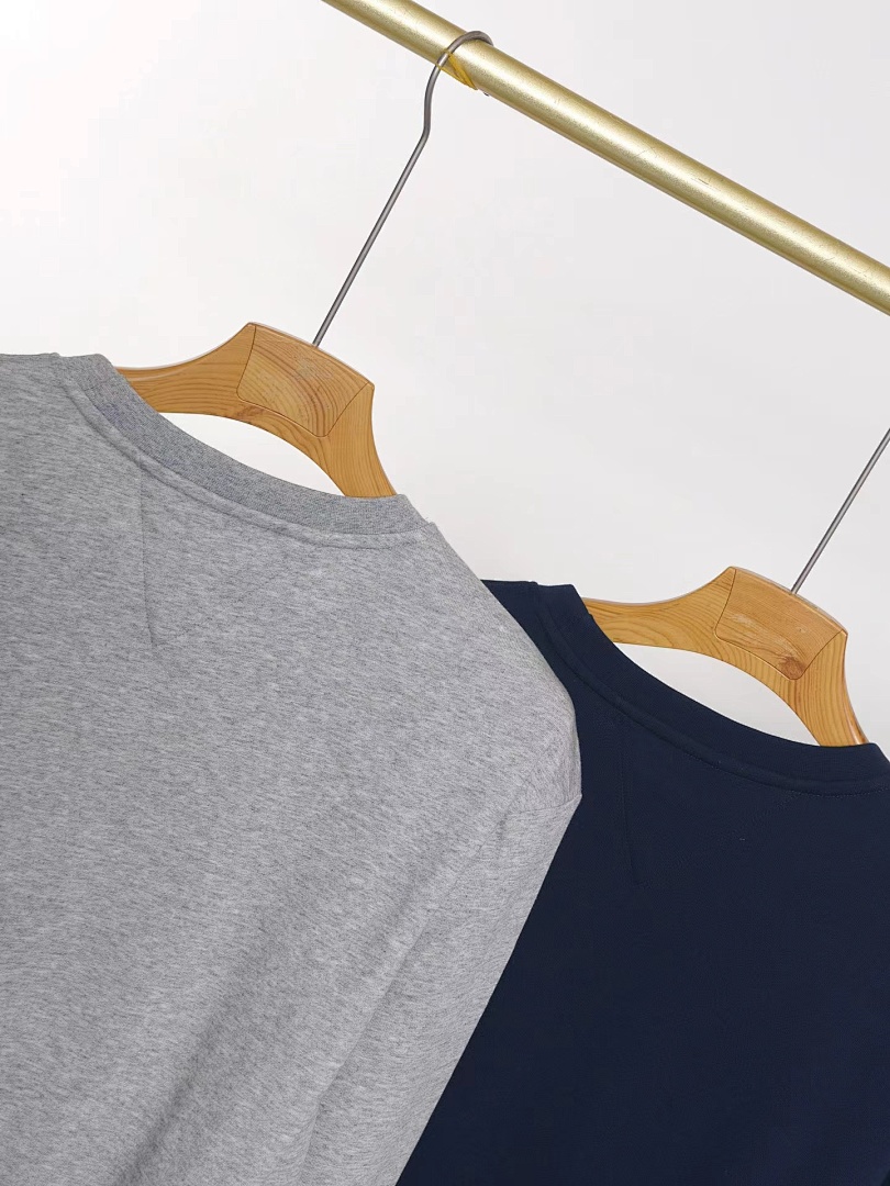 Tommy Hilfiger Tommy Logo Sweatshirt · A2086 — תמונה 19