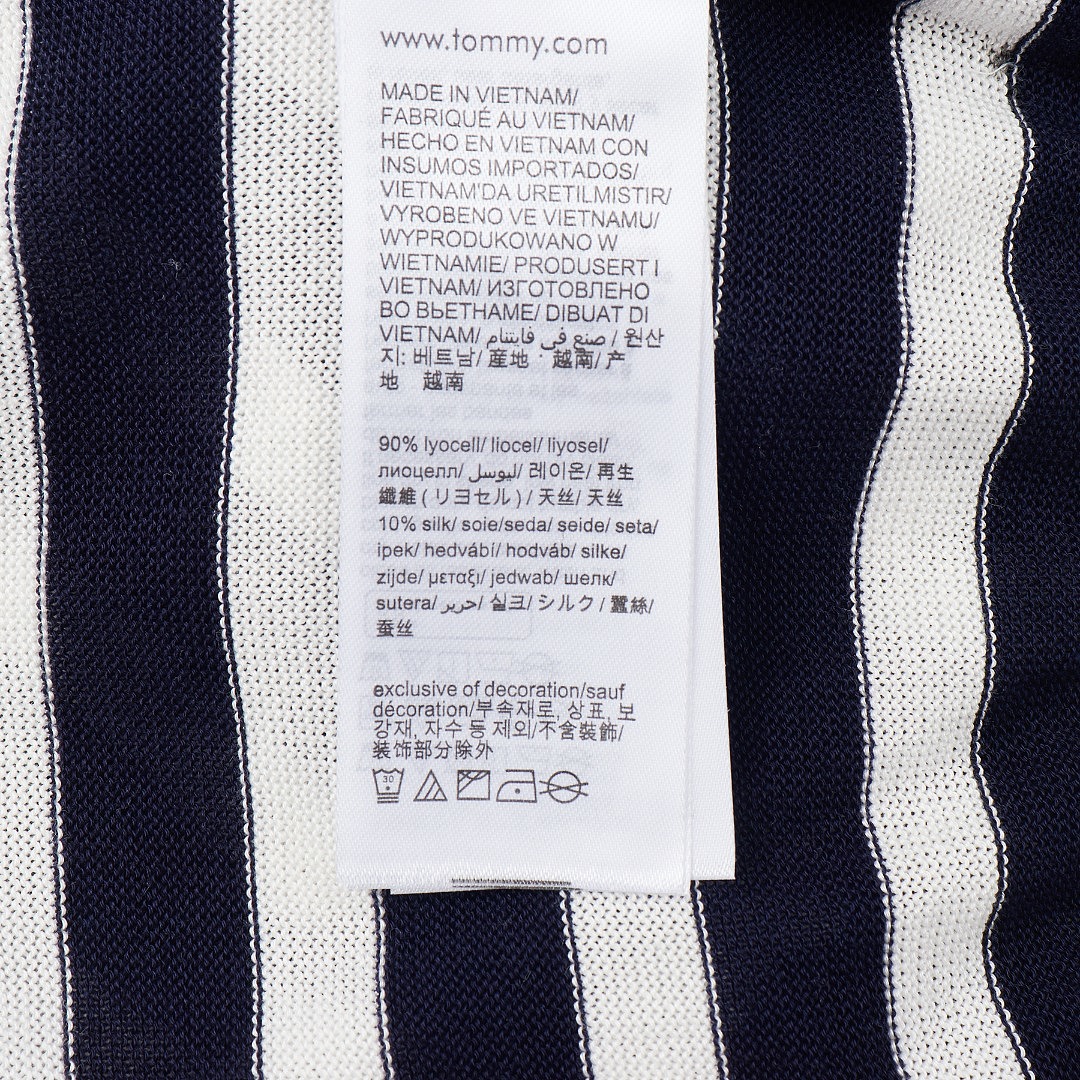 Tommy Hilfiger Striped Classic Crewneck Sweater · A3430 — תמונה 8