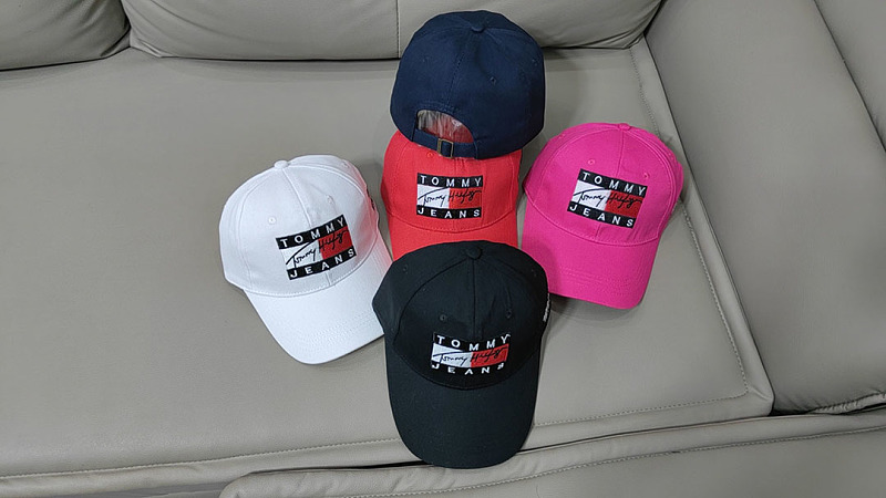 Tommy Hilfiger Flag Logo Patch Baseball Cap · A3192 — תמונה 13