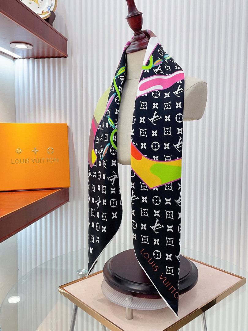 Louis Vuitton Monogram Superflat Square · A3311 — תמונה 16