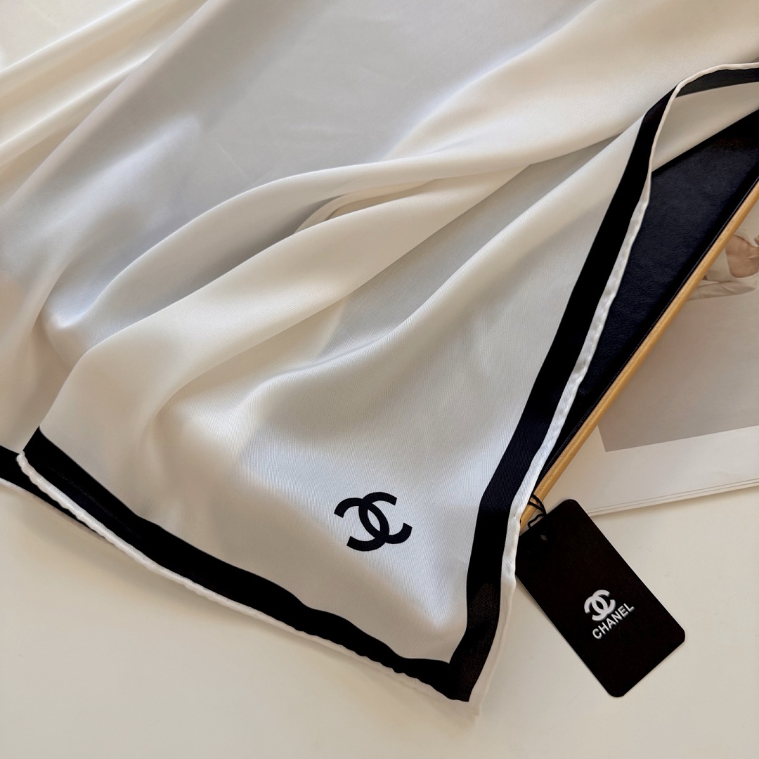 Chanel Square Scarf Silk Twill · A3312 — תמונה 9