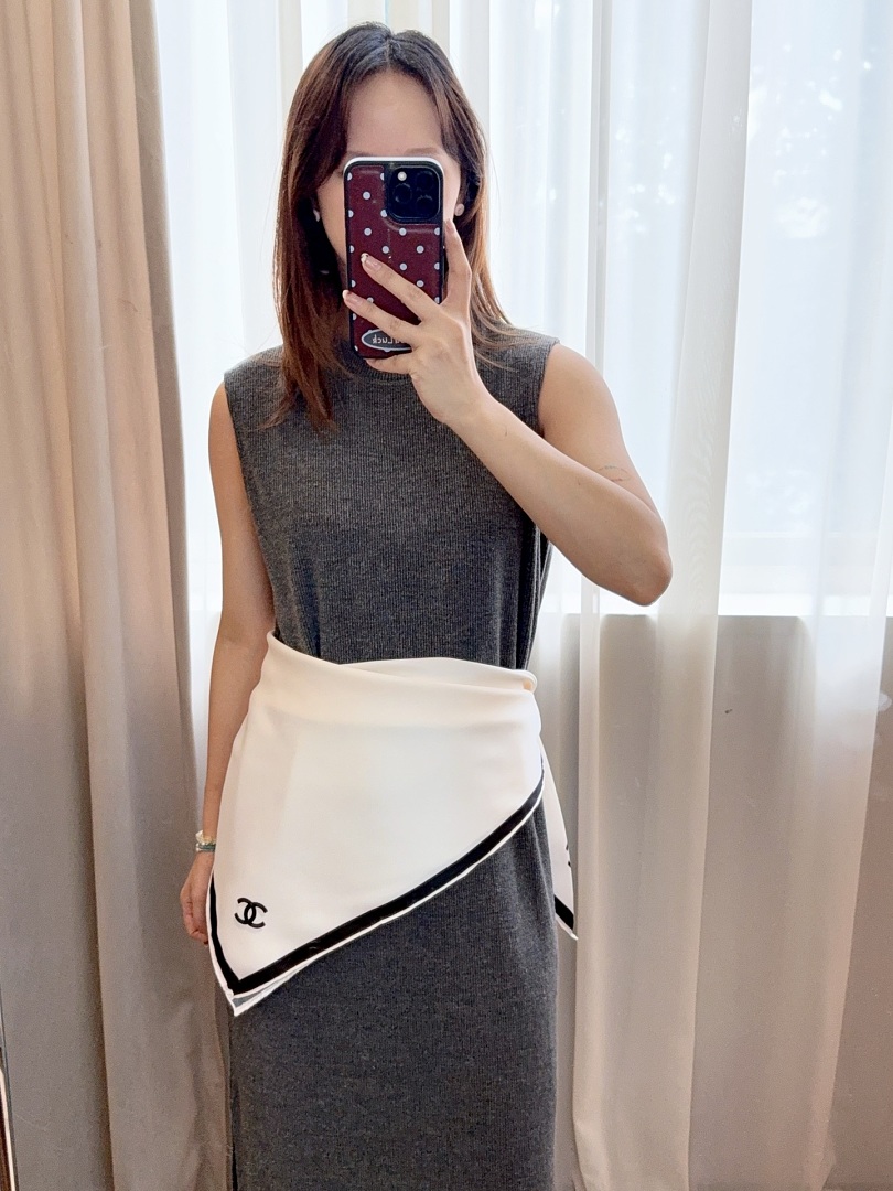 Chanel Square Scarf Silk Twill · A3312 — תמונה 2