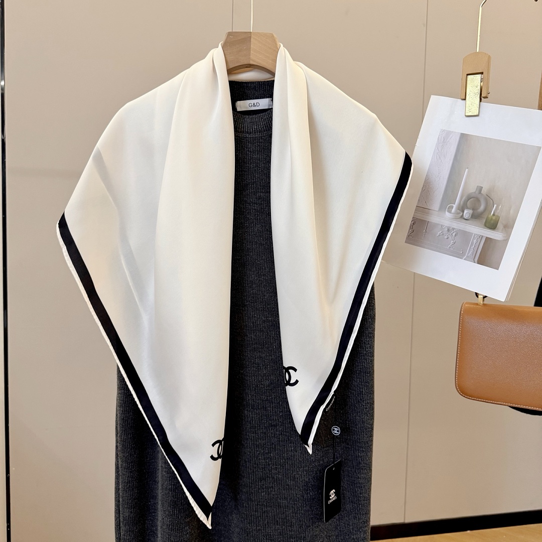 Chanel Square Scarf Silk Twill · A3312 — תמונה 6