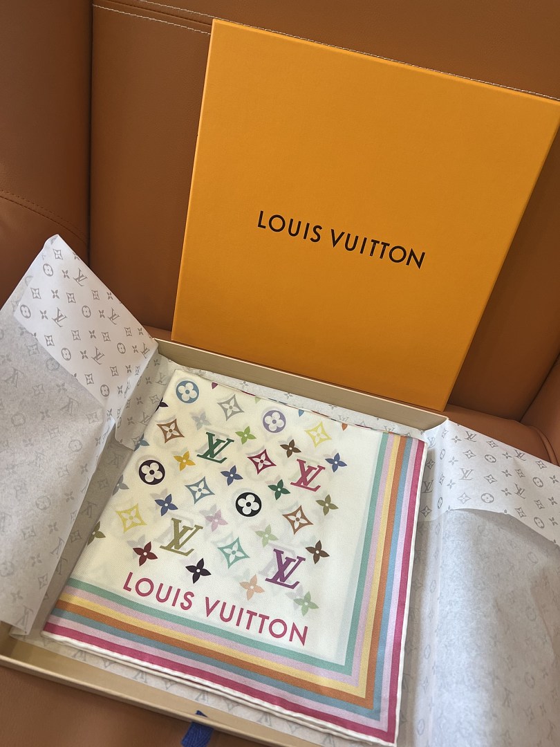 Louis Vuitton Monogram Multicolor Square Scarf · A3251 — תמונה 16