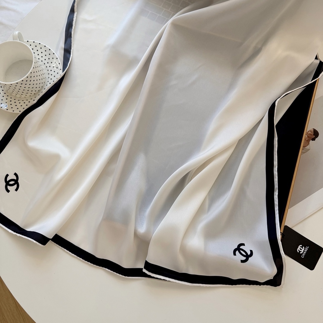 Chanel Square Scarf Silk Twill · A3312 — תמונה 8