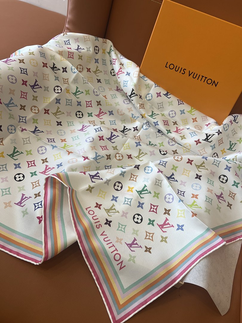 Louis Vuitton Monogram Multicolor Square Scarf · A3251 — תמונה 10