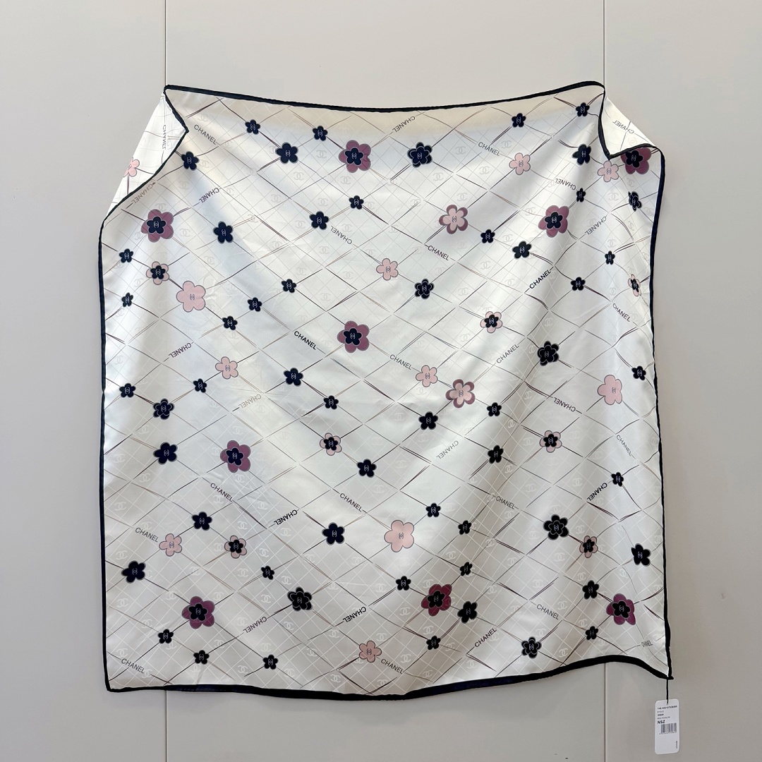 Chanel Square Scarf Silk Twill · A3273 — תמונה 30
