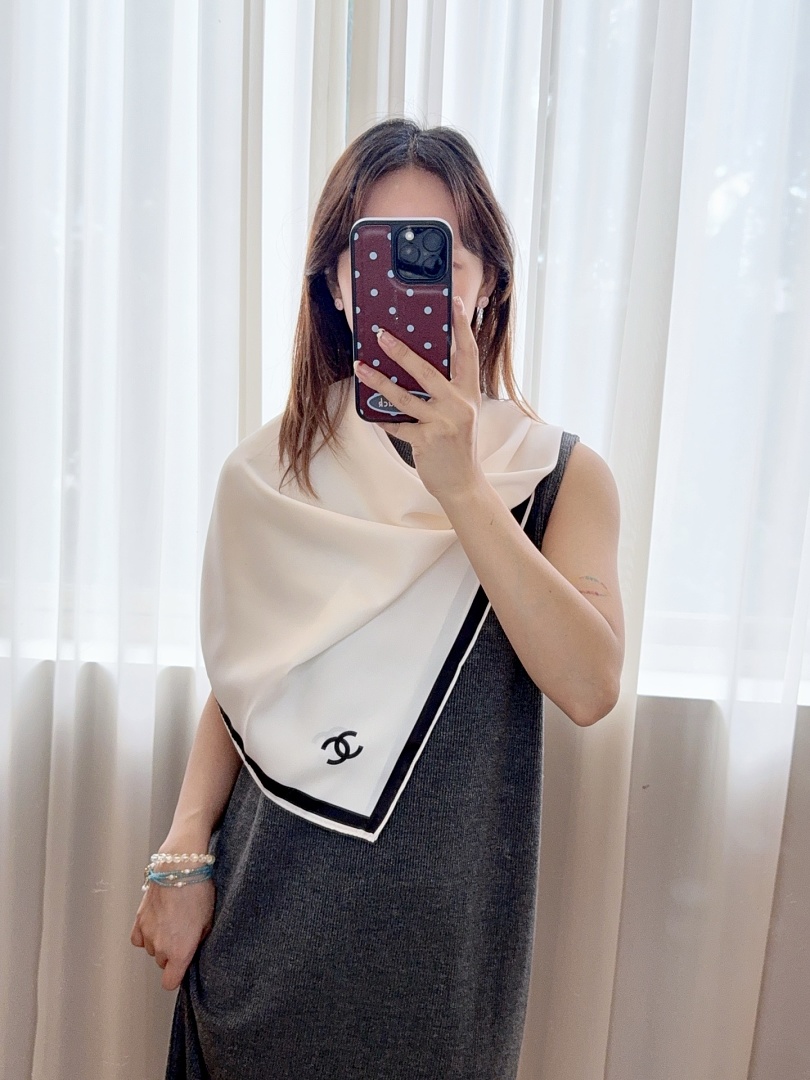Chanel Square Scarf Silk Twill · A3312 — תמונה 5