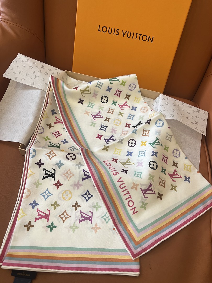 Louis Vuitton Monogram Multicolor Square Scarf · A3251 — תמונה 14
