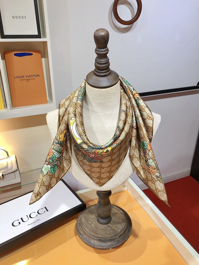 Gucci — צעיף משי · A3276 — תמונה 9